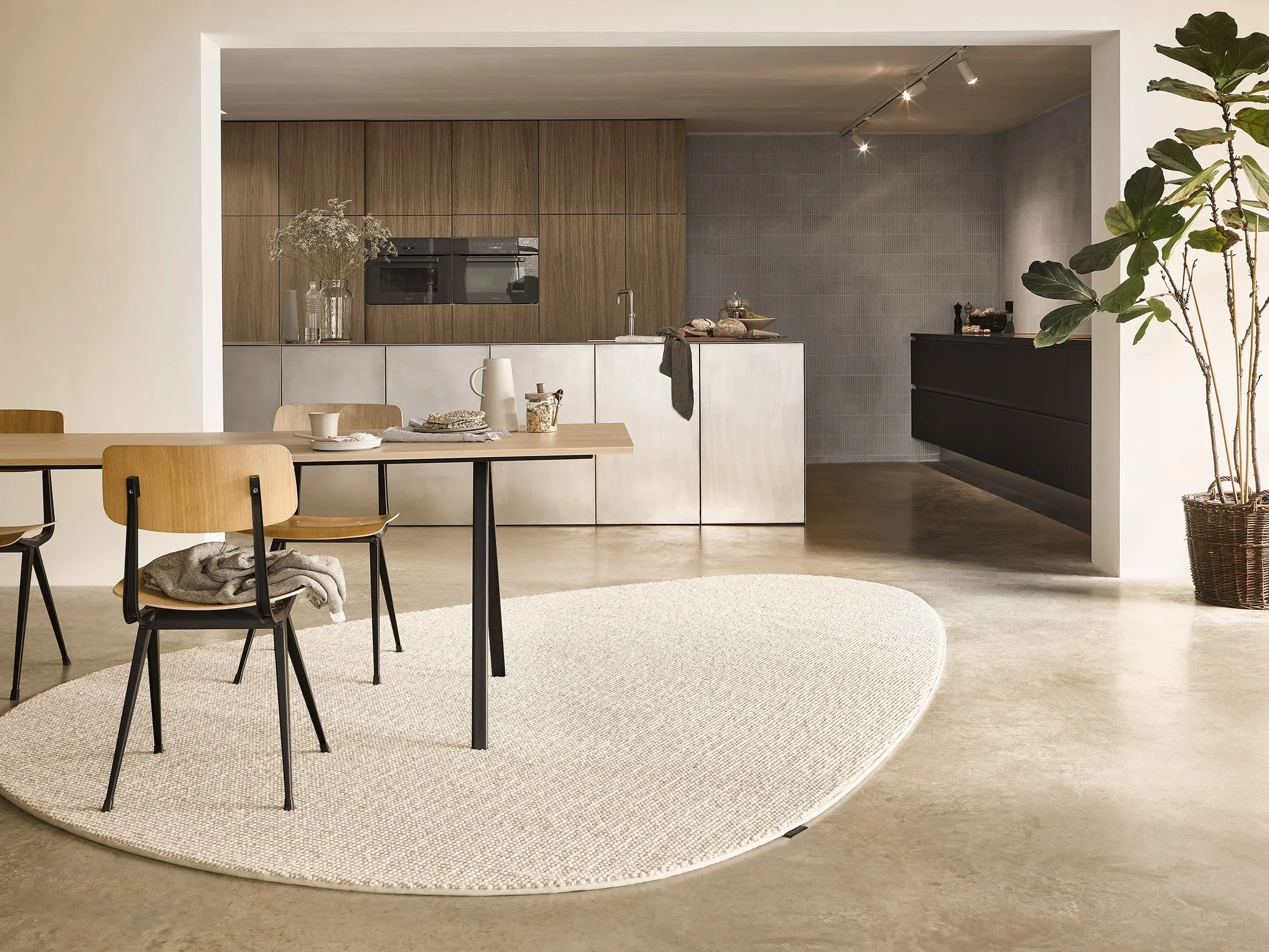 desso-rave?l_1268_vloerkleed-in-pebble-vorm_210211-98680
